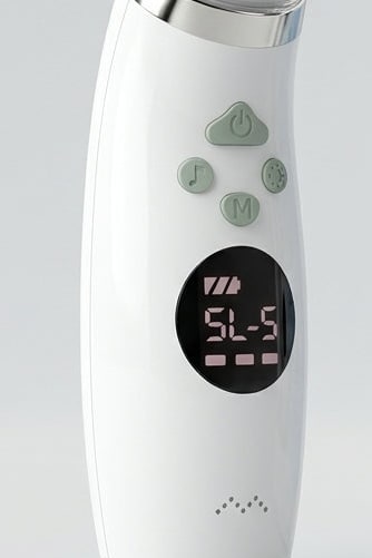 LCD screen and buttons of the Securidou electric nasal aspirator