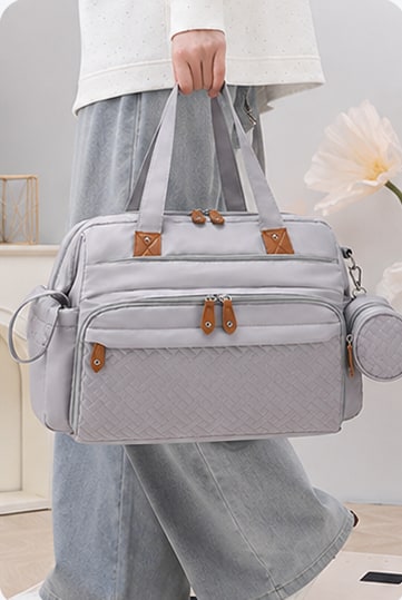 Securidou diaper bag carried by hand