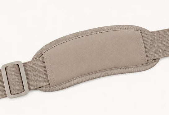 Removable padded shoulder strap of the Securidou hospital bag