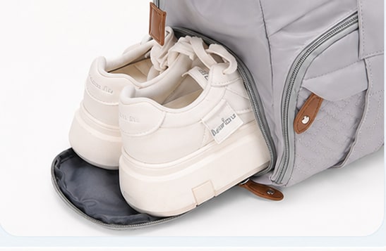 Shoe compartment of the Securidou diaper bag